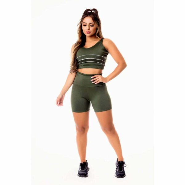 Conjunto Short Verde Militar Cintura Alta + Cropped Regata com Detalhes em Vivo Branco | REF: CSV12 1 976d5dfb0d1a50f95d6597f69389b455 6c92e80c0a613d31c117558156547807 1024 1024 1
